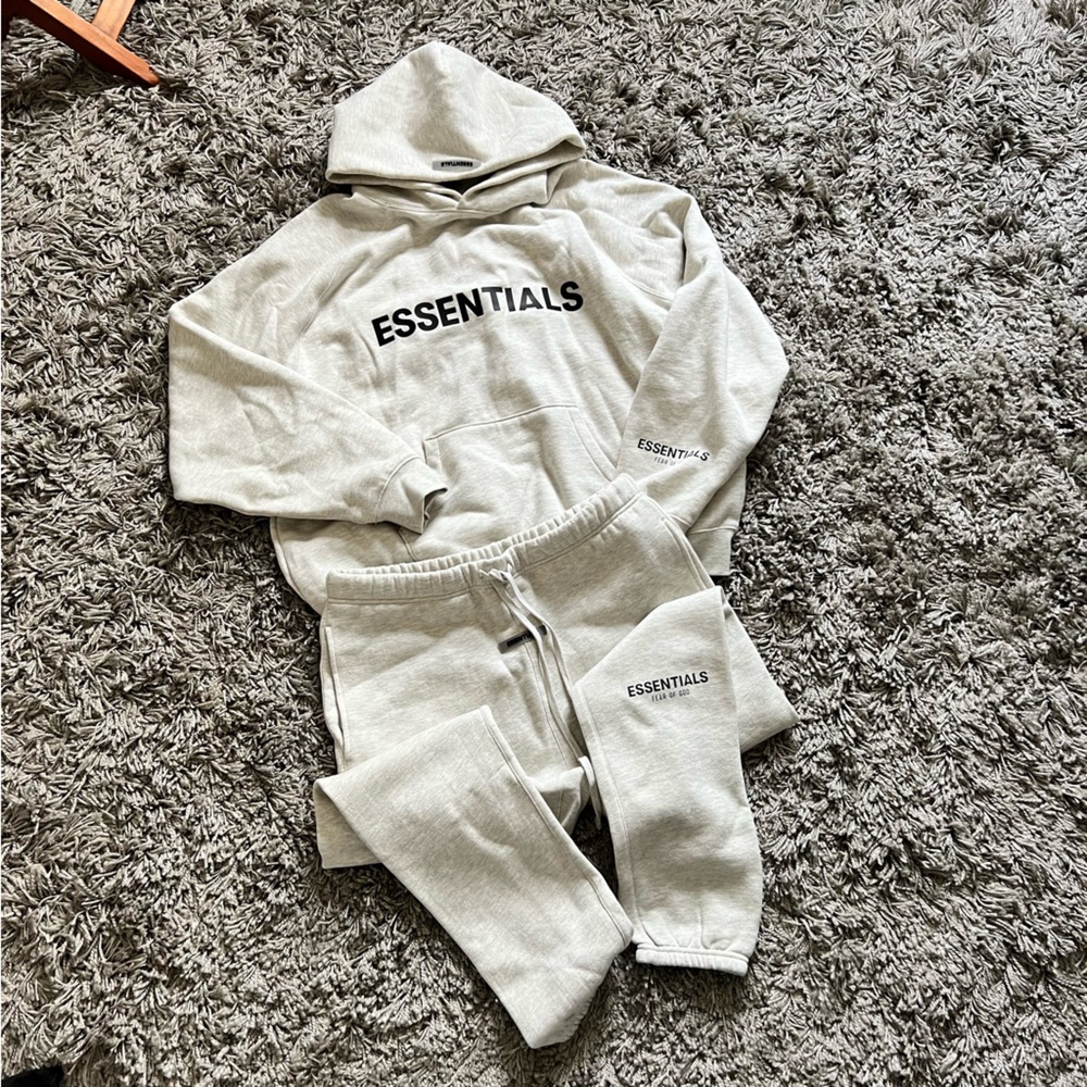 Essentials oatmeal hoodie/sweatpant set - size L (unisex)